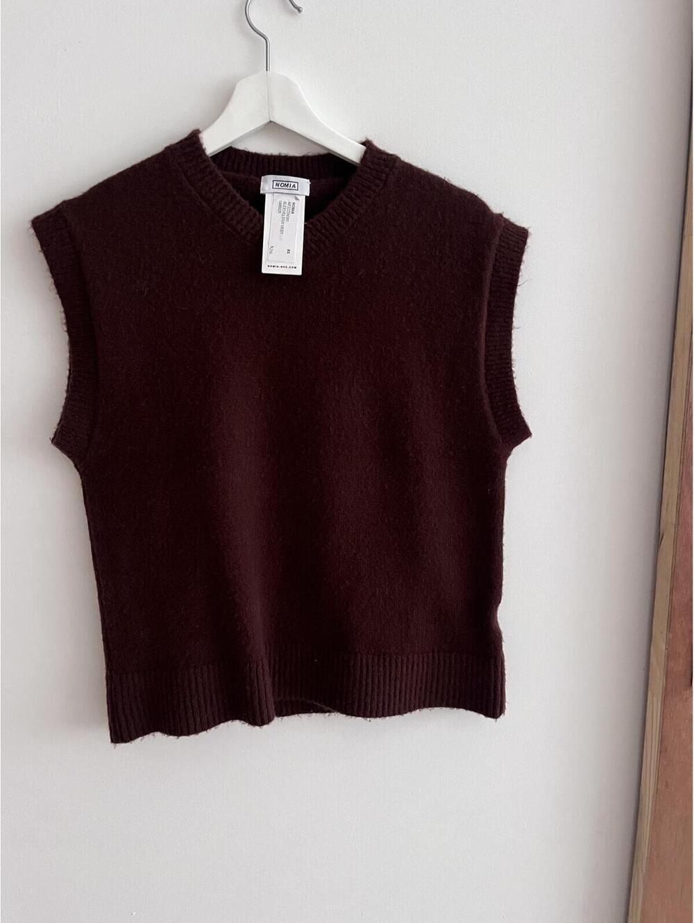 Nomia Sleeveless Vest in Umber, Size XS